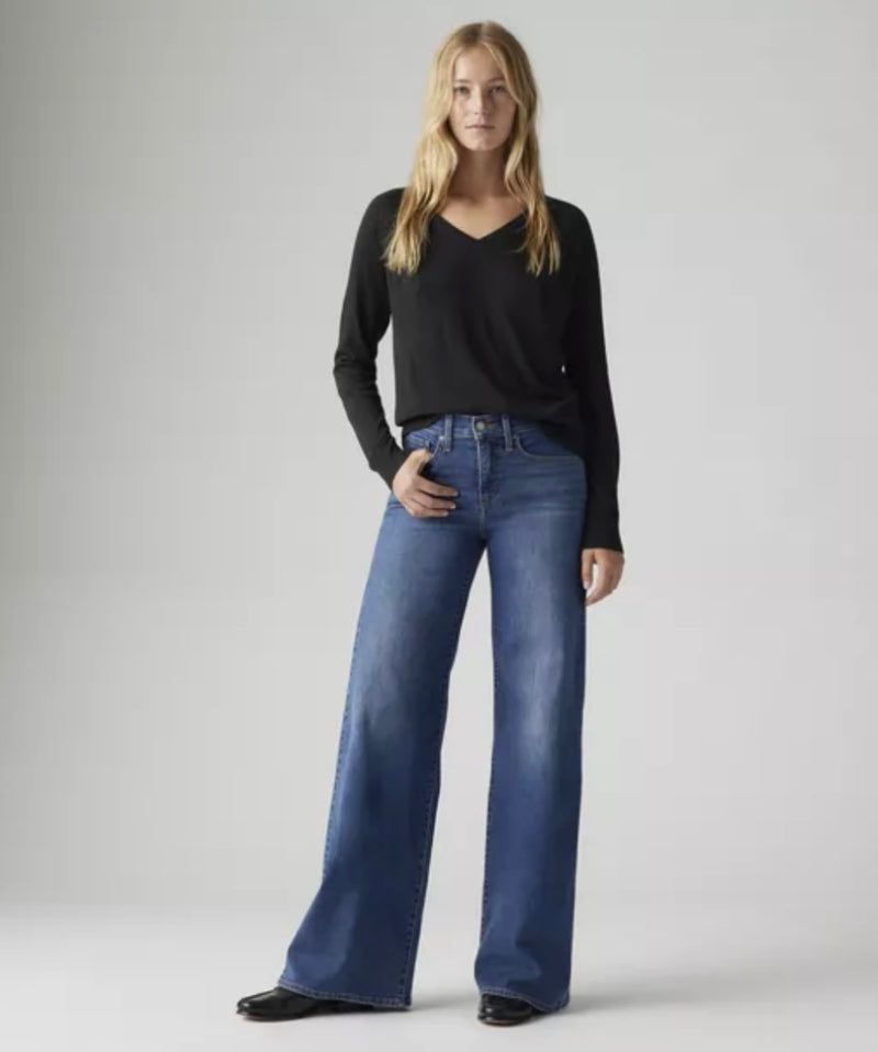 Load image into Gallery viewer, LEVI'S® WOMEN'S 318 SHAPING WIDE-LEG JEANS
