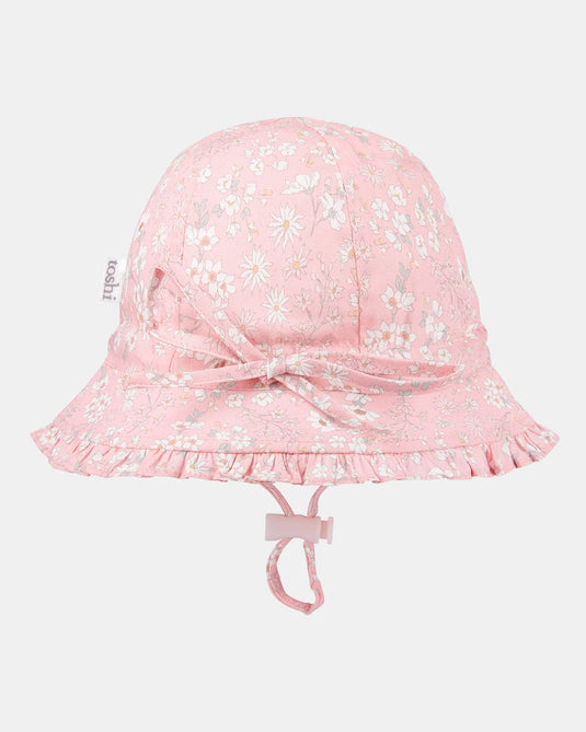 Toshi - Bell Hat Eva